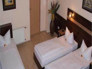 Hotel Elbe Street 34